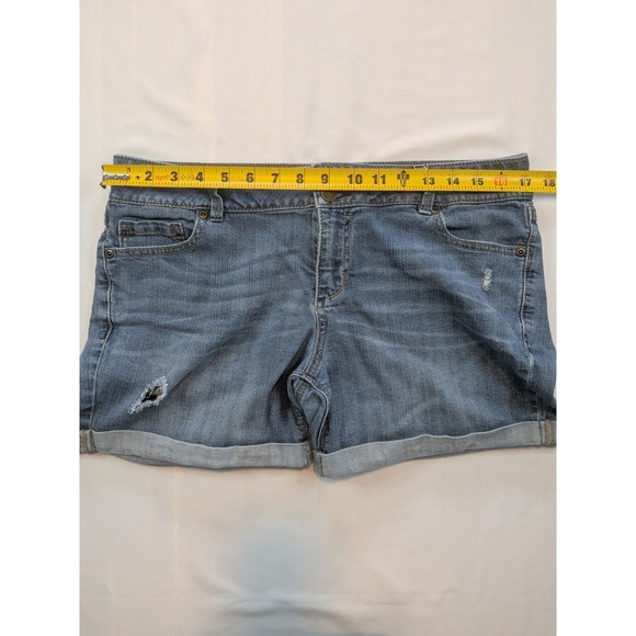 New York & Company Cuffed Jean Shorts Women's Size 10 - Picture 8 of 10